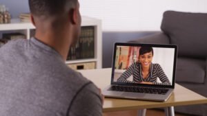 Nationwide Paid Online Focus Group USA about Technology Market Research